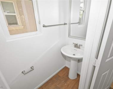 11320 Nalleta Springs Street - Photo Thumbnail 14