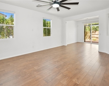 11320 Nalleta Springs Street - Photo Thumbnail 8