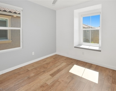 11320 Nalleta Springs Street - Photo Thumbnail 23