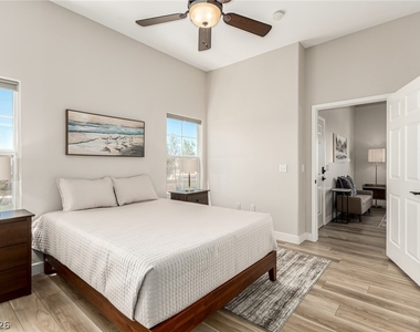 9303 Gilcrease - Photo Thumbnail 18