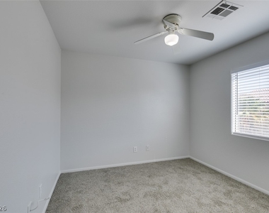 868 Blue Rosalie Place - Photo Thumbnail 23