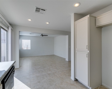 868 Blue Rosalie Place - Photo Thumbnail 20