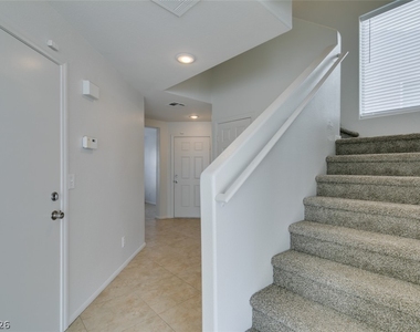 868 Blue Rosalie Place - Photo Thumbnail 3