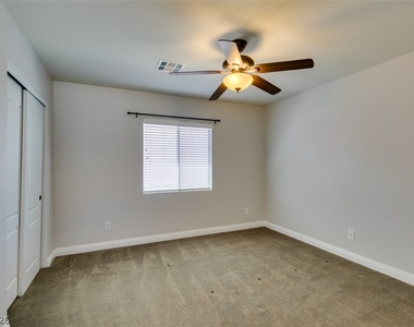 8909 Houston Ridge Avenue - Photo Thumbnail 31