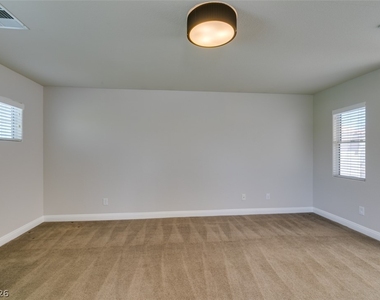 8909 Houston Ridge Avenue - Photo Thumbnail 27
