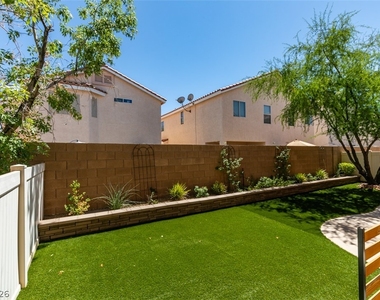 8909 Houston Ridge Avenue - Photo Thumbnail 43