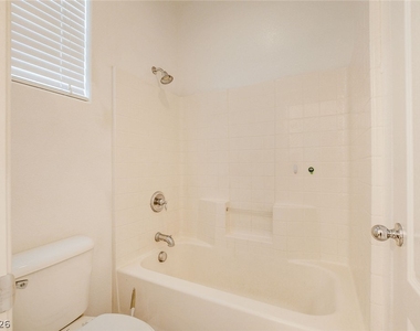 5146 Caprock Canyon Avenue - Photo Thumbnail 31