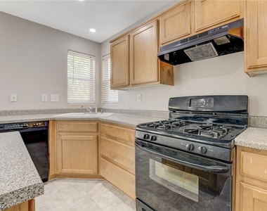 5146 Caprock Canyon Avenue - Photo Thumbnail 17