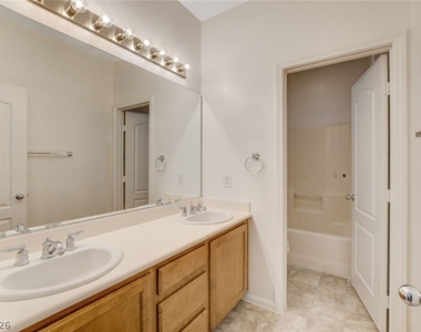 5146 Caprock Canyon Avenue - Photo Thumbnail 30