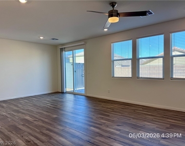9552 Bursill Street - Photo Thumbnail 3