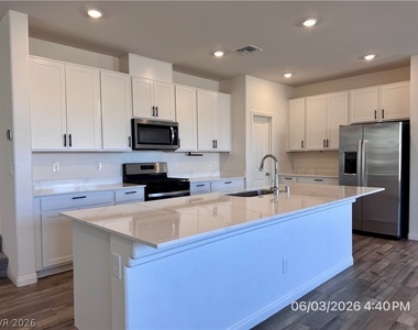 9552 Bursill Street - Photo Thumbnail 2