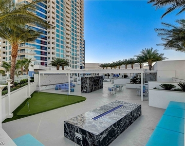 2700 Las Vegas Boulevard - Photo Thumbnail 36
