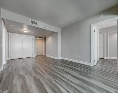 2700 Las Vegas Boulevard - Photo Thumbnail 41