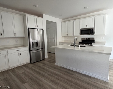 4367 Latitude Valley Court - Photo Thumbnail 3