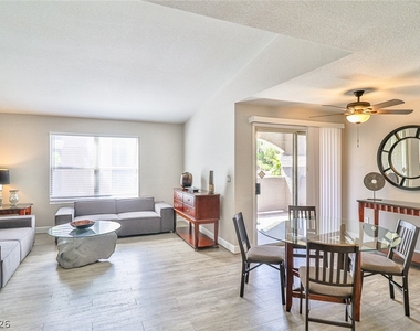 5055 W Hacienda Avenue - Photo Thumbnail 5