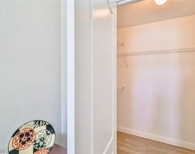 5055 W Hacienda Avenue - Photo Thumbnail 28