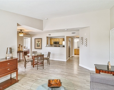 5055 W Hacienda Avenue - Photo Thumbnail 2
