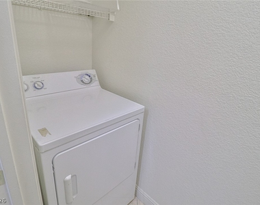 5055 W Hacienda Avenue - Photo Thumbnail 17