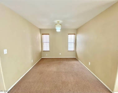 8009 Dover Shores Avenue - Photo Thumbnail 6