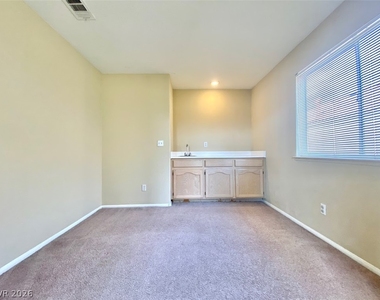 8009 Dover Shores Avenue - Photo Thumbnail 21
