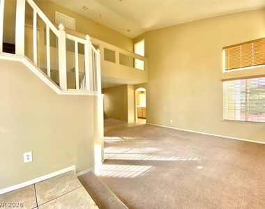 8009 Dover Shores Avenue - Photo Thumbnail 5