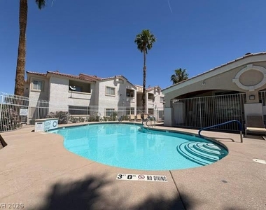 855 N Stephanie Street - Photo Thumbnail 13