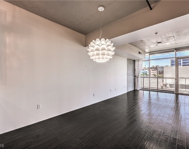 353 Bonneville Avenue - Photo Thumbnail 14