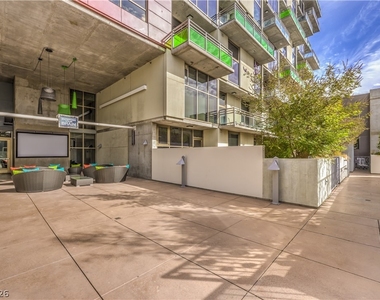 353 Bonneville Avenue - Photo Thumbnail 34