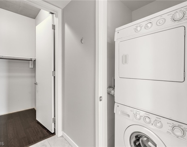 353 Bonneville Avenue - Photo Thumbnail 24