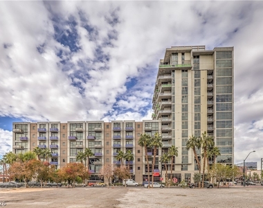353 Bonneville Avenue - Photo Thumbnail 50