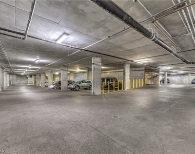 353 Bonneville Avenue - Photo Thumbnail 30