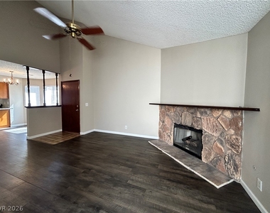 8232 Abercrombe Way - Photo Thumbnail 3