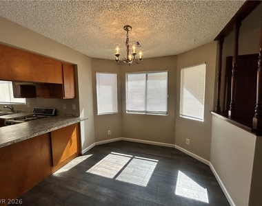 8232 Abercrombe Way - Photo Thumbnail 5