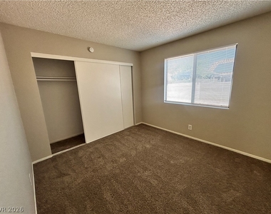 8232 Abercrombe Way - Photo Thumbnail 13