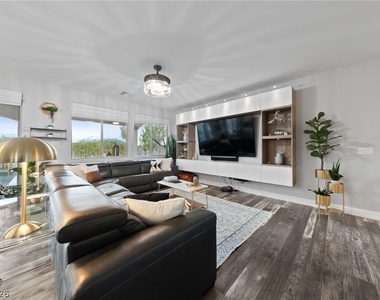 428 Vigo Port Street - Photo Thumbnail 9