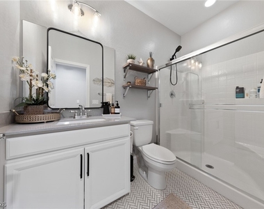 428 Vigo Port Street - Photo Thumbnail 17
