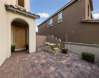428 Vigo Port Street - Photo Thumbnail 1