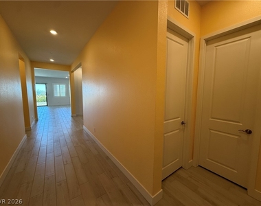324 Forsyth Park Street - Photo Thumbnail 4