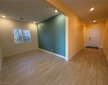 324 Forsyth Park Street - Photo Thumbnail 6