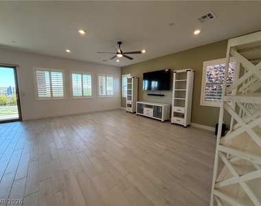 324 Forsyth Park Street - Photo Thumbnail 12