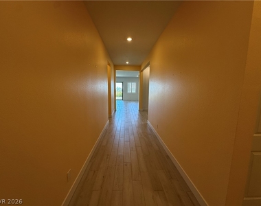 324 Forsyth Park Street - Photo Thumbnail 3