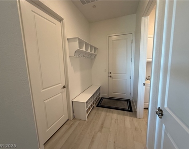 324 Forsyth Park Street - Photo Thumbnail 19
