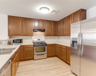 3191 Mist Effect Avenue - Photo Thumbnail 10