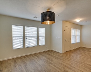 3191 Mist Effect Avenue - Photo Thumbnail 5