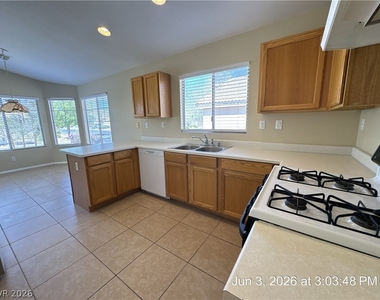 4843 Saputo Avenue - Photo Thumbnail 9