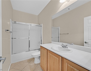 2407 Jada Drive - Photo Thumbnail 6