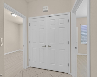 2407 Jada Drive - Photo Thumbnail 10