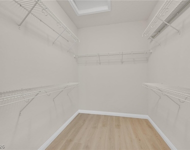 2407 Jada Drive - Photo Thumbnail 20