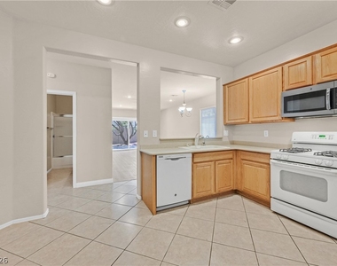 2407 Jada Drive - Photo Thumbnail 16