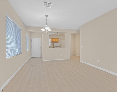 2407 Jada Drive - Photo Thumbnail 17